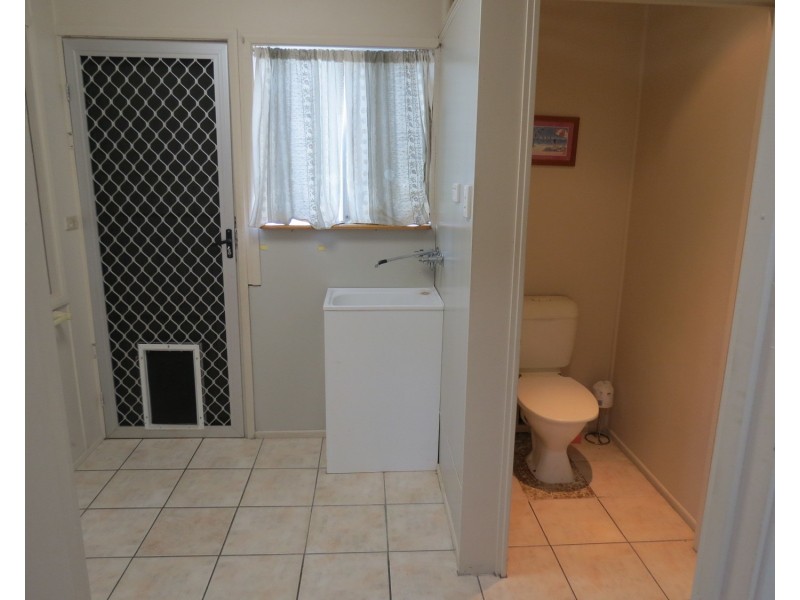 17 Gloucester Street, Bowen QLD 4805