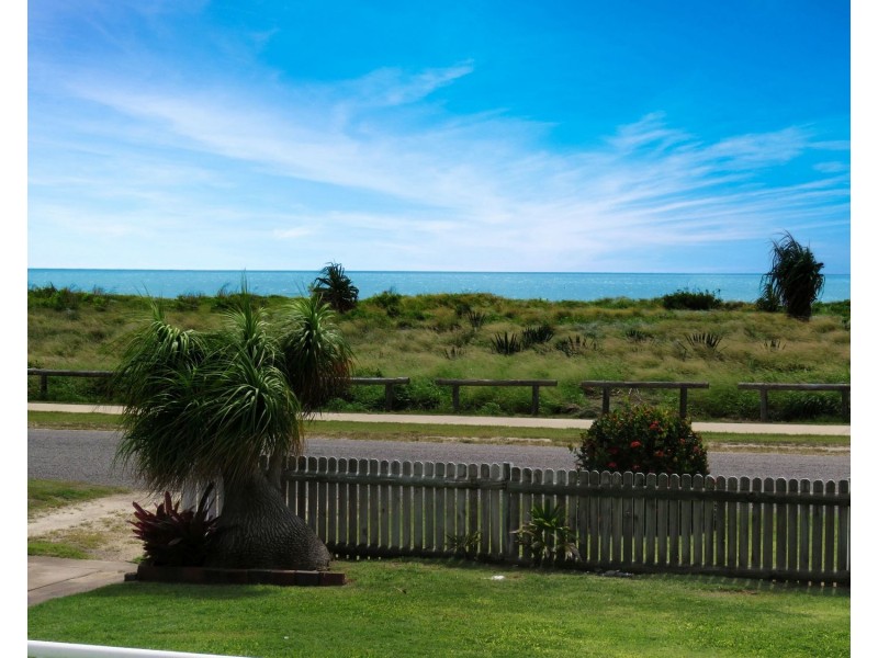 75 Queens Beach Esplanade, Bowen QLD 4805