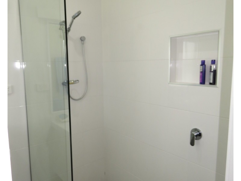 75 Queens Beach Esplanade, Bowen QLD 4805