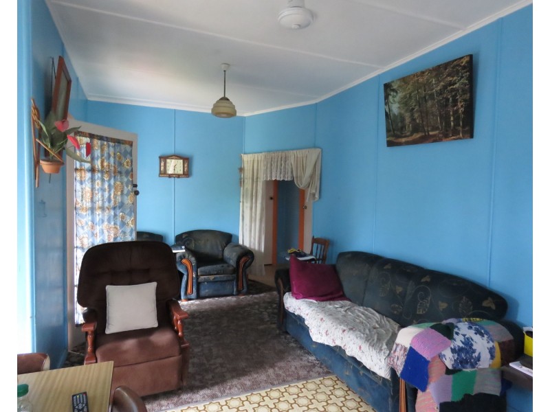 4 Denison Street, Bowen QLD 4805