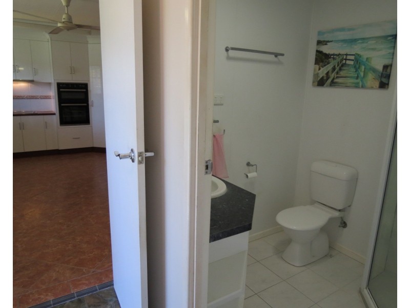 98 Gregory Street, Bowen QLD 4805