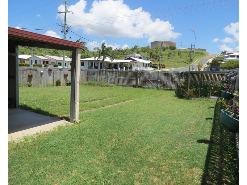 98 Gregory Street, Bowen QLD 4805
