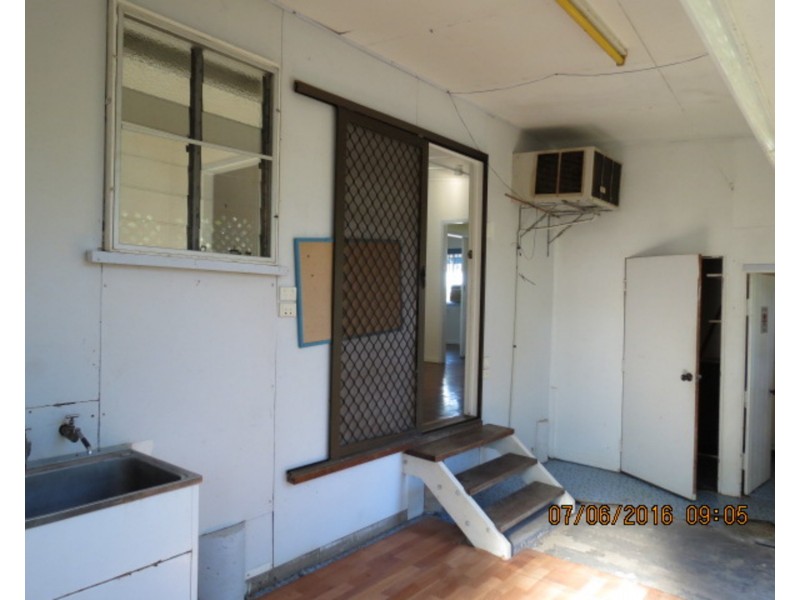 100 Williams Street, Bowen QLD 4805