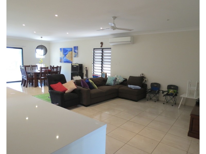 6 Banks Drive, Bowen QLD 4805