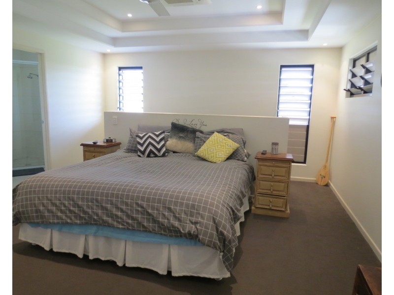 6 Banks Drive, Bowen QLD 4805