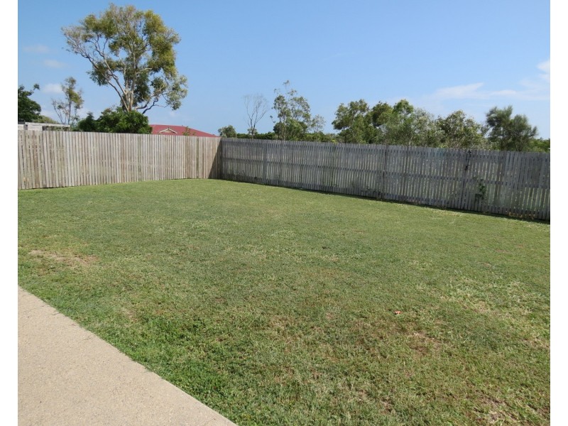 6 Banks Drive, Bowen QLD 4805