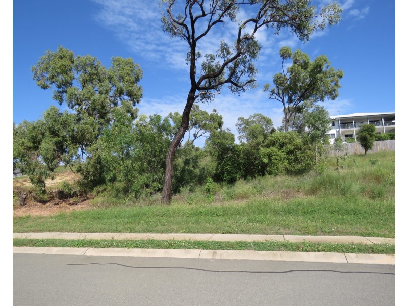 9 Links Road, Bowen QLD 4805