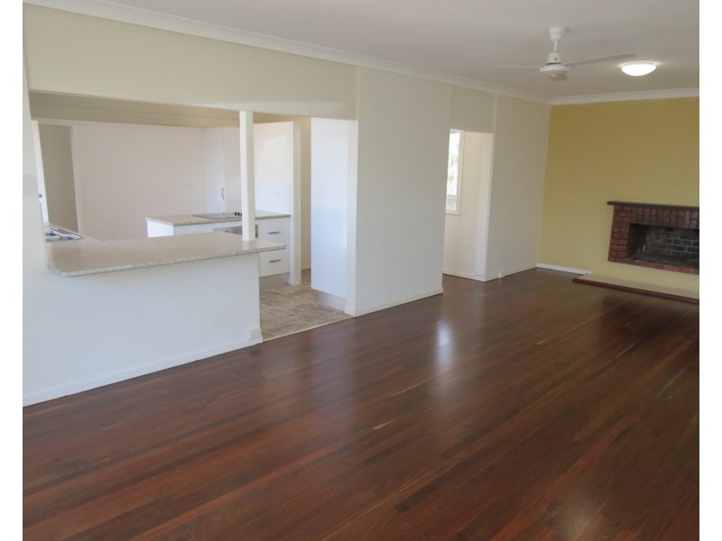 77 Livingstone Street, Bowen QLD 4805