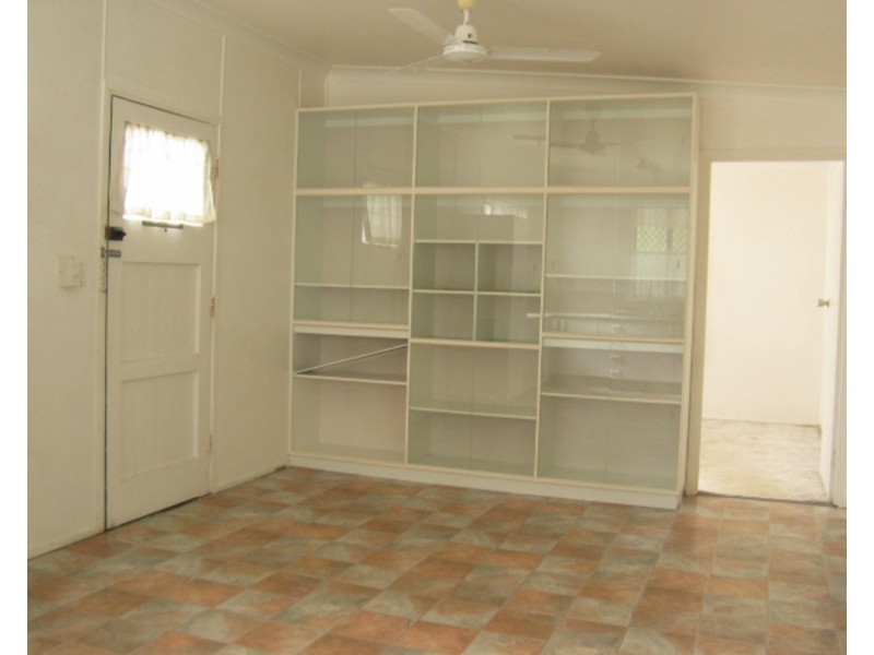 106 Gregory Street, Bowen QLD 4805