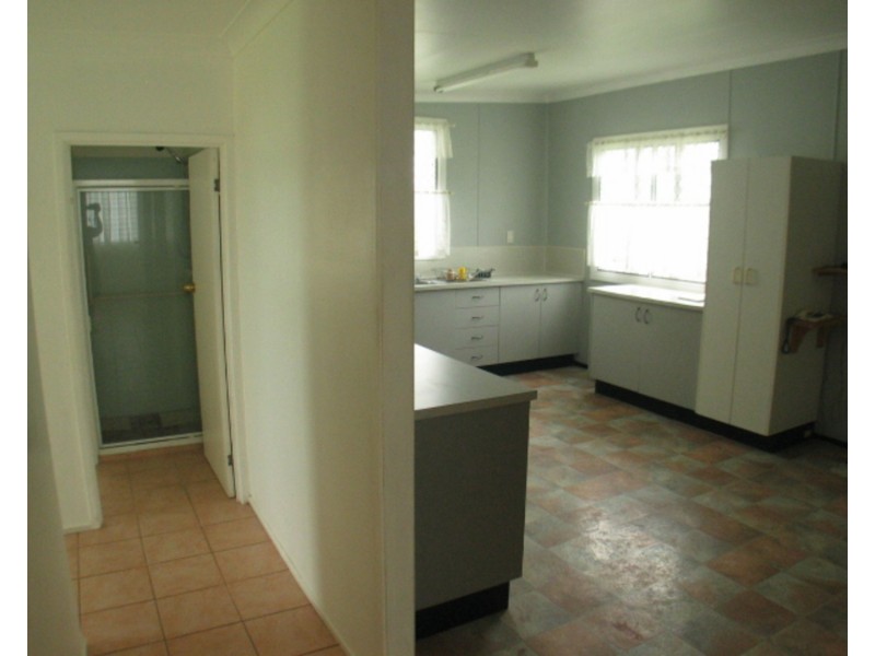 106 Gregory Street, Bowen QLD 4805