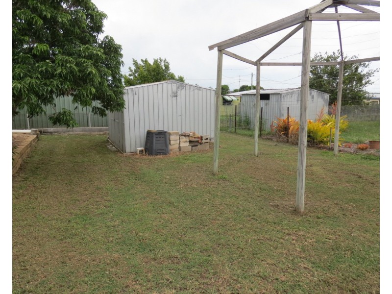 106 Gregory Street, Bowen QLD 4805