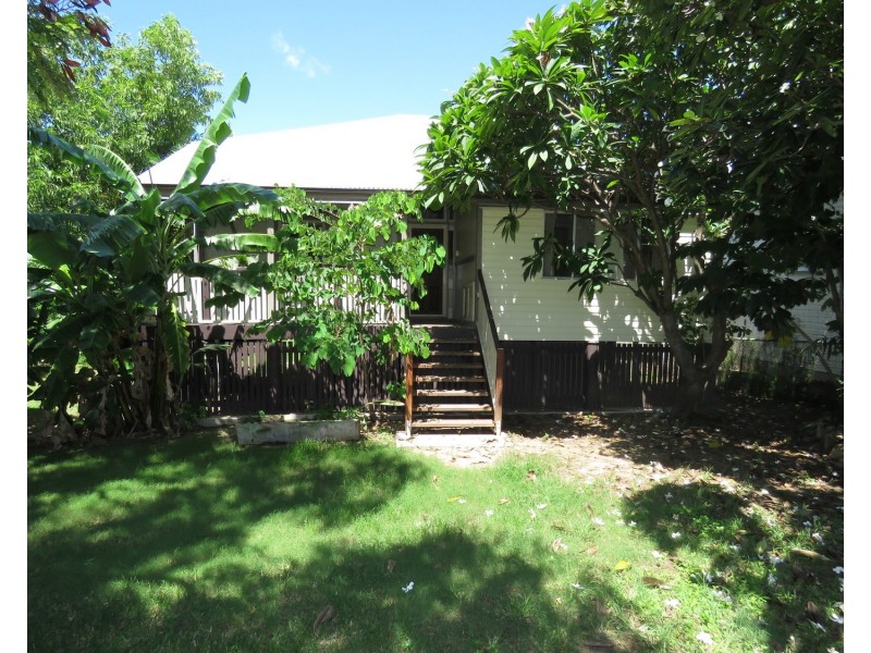 61 Kennedy Street, Bowen QLD 4805