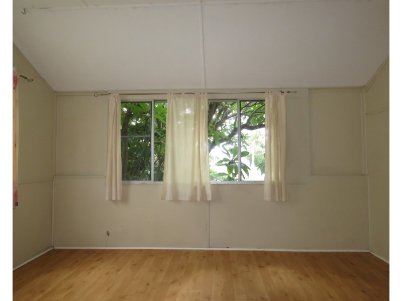 61 Kennedy Street, Bowen QLD 4805