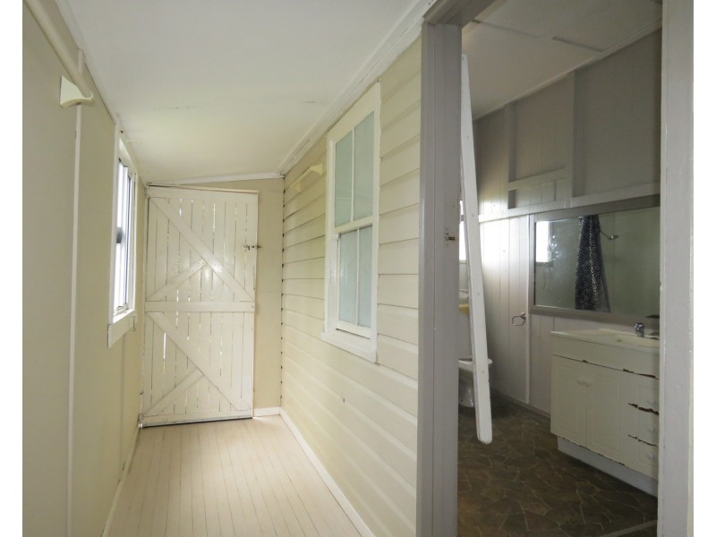 61 Kennedy Street, Bowen QLD 4805