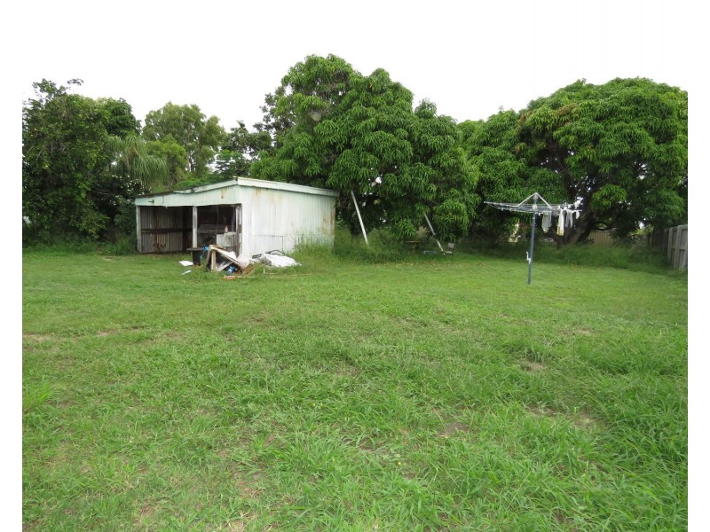 9 Field Street, Bowen QLD 4805