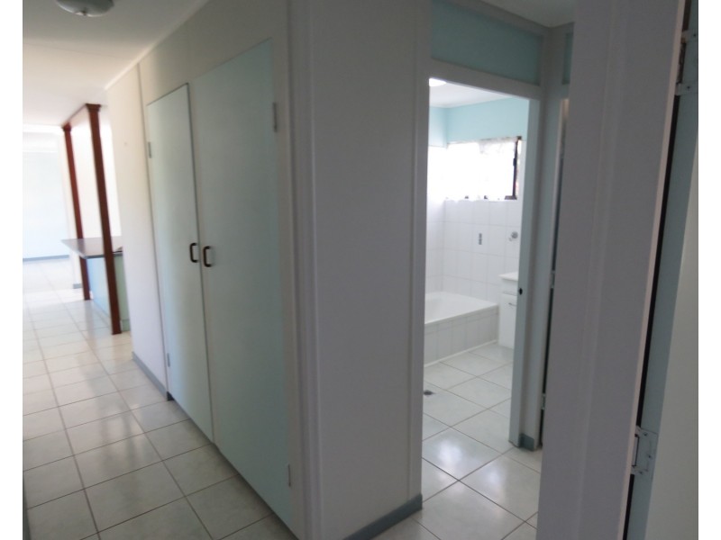 45 Holborne Street, Bowen QLD 4805