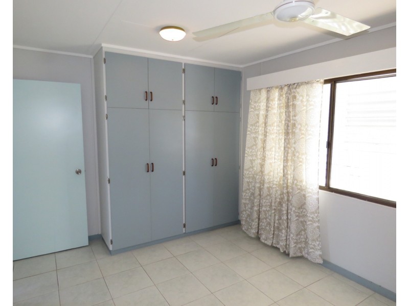 45 Holborne Street, Bowen QLD 4805