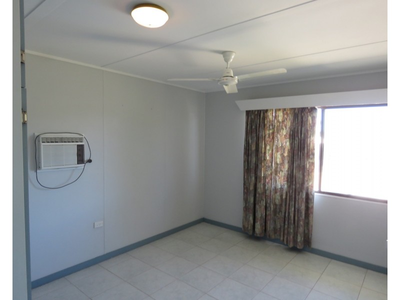 45 Holborne Street, Bowen QLD 4805