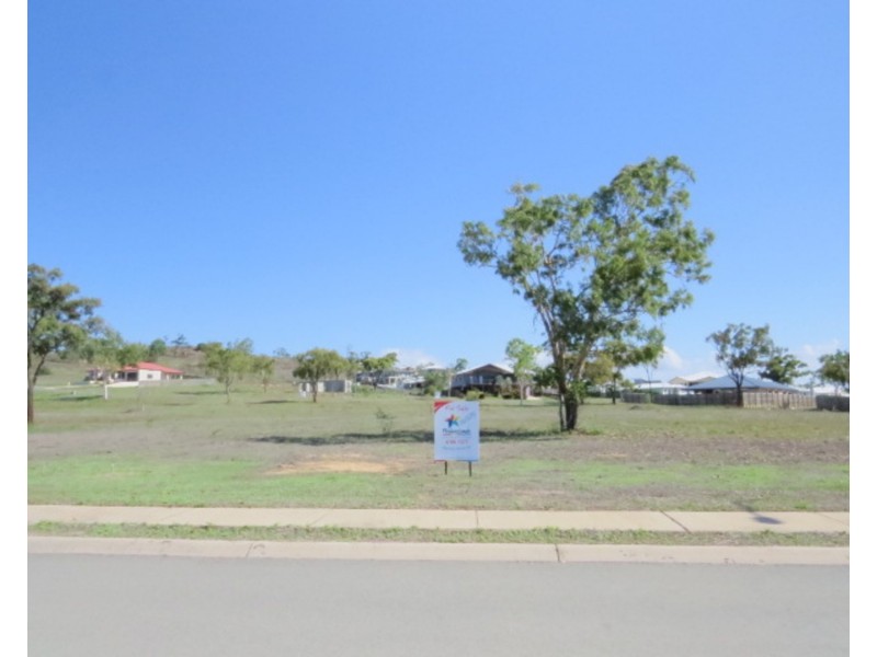 55 Marine Parade, Bowen QLD 4805