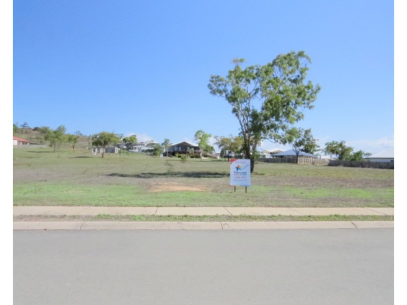 55 Marine Parade, Bowen QLD 4805