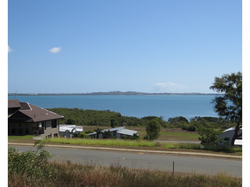 102 Ocean View Drive, Bowen QLD 4805