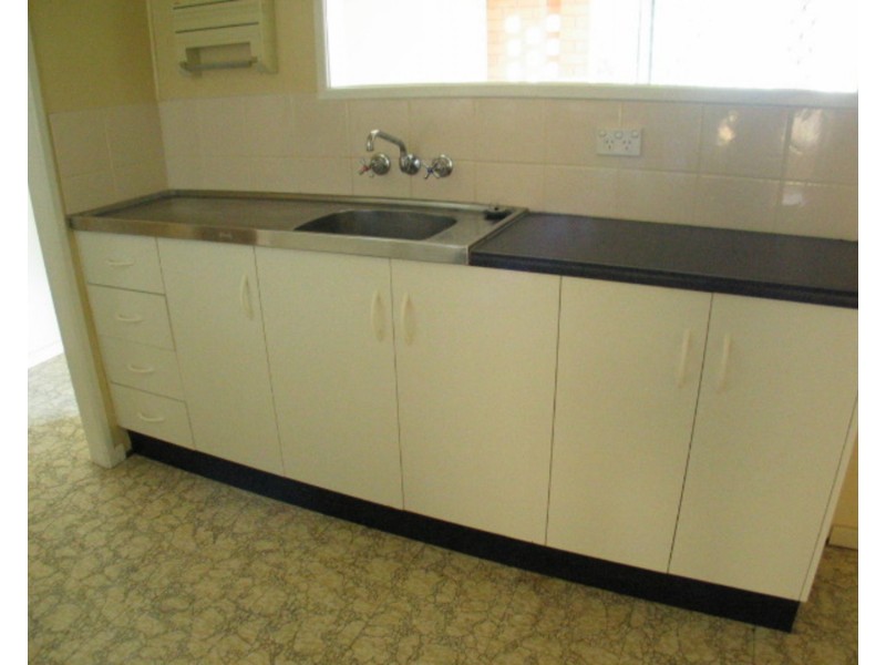 4 Sproule Street, Bowen QLD 4805