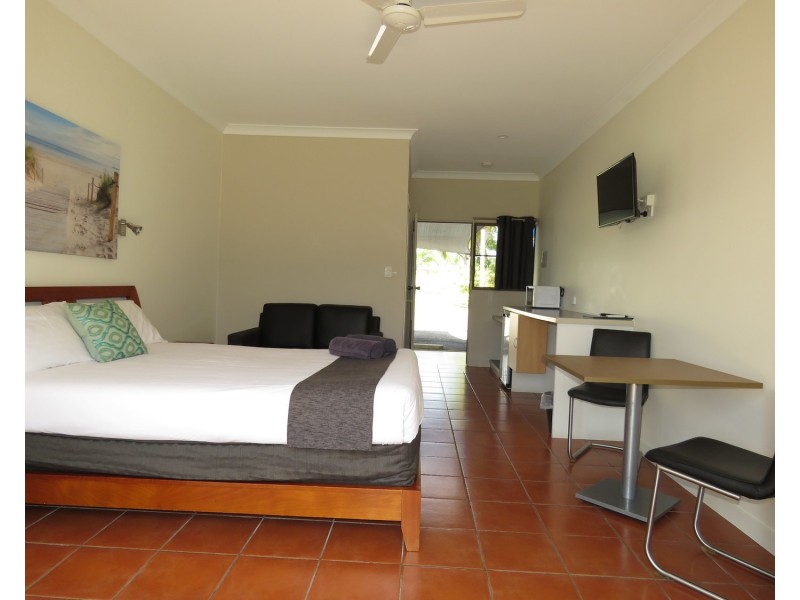 18512 Bruce Highway, Bowen QLD 4805