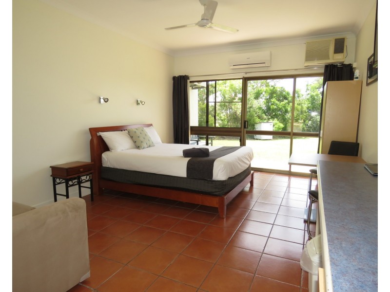 18512 Bruce Highway, Bowen QLD 4805