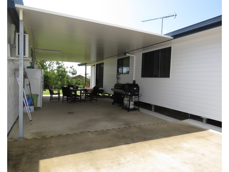 18512 Bruce Highway, Bowen QLD 4805