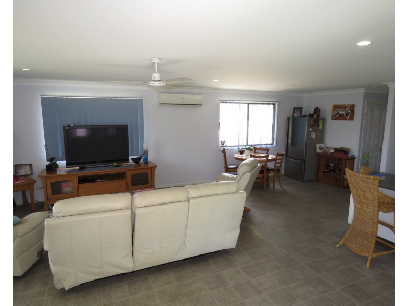 18512 Bruce Highway, Bowen QLD 4805