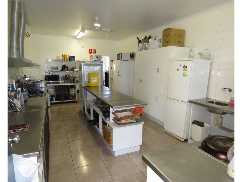 18512 Bruce Highway, Bowen QLD 4805