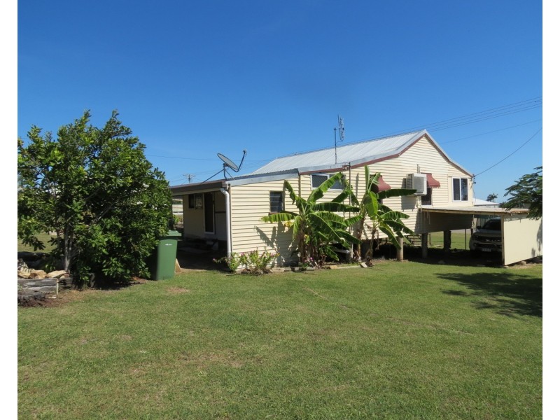 59 Reynolds Street, Bowen QLD 4805