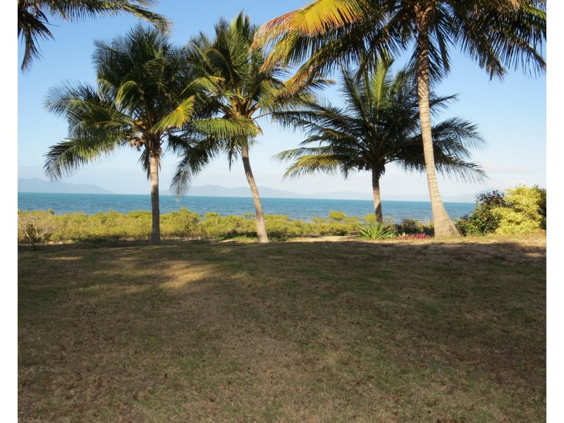 6 Baxter Avenue, Brisk Bay QLD 4805