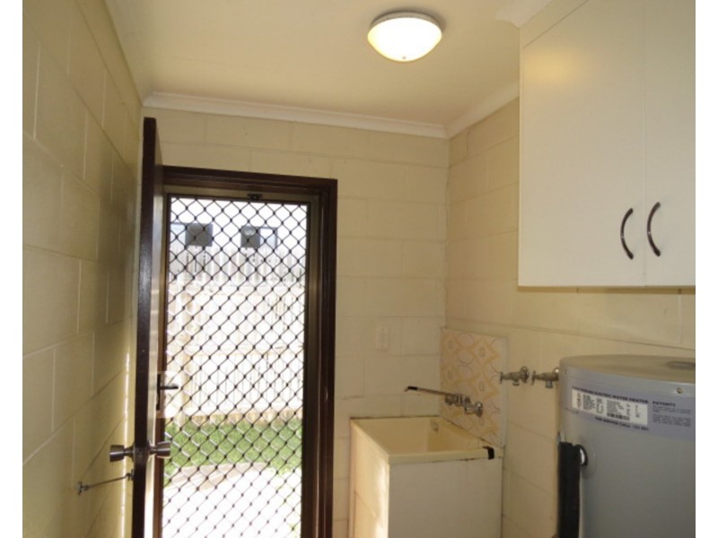 4/89 Powell Street, Bowen QLD 4805