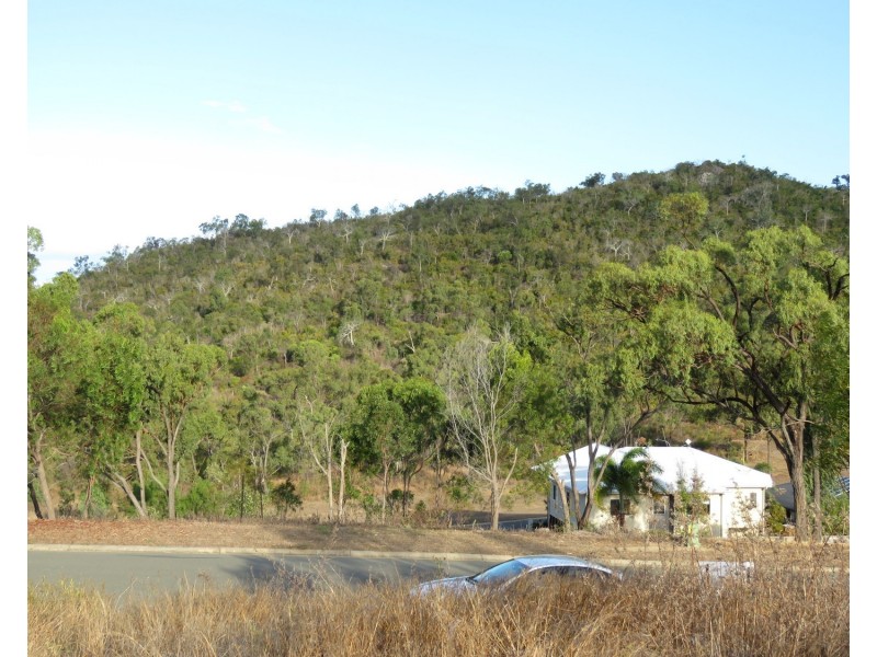 5 Grandview Terrace, Bowen QLD 4805