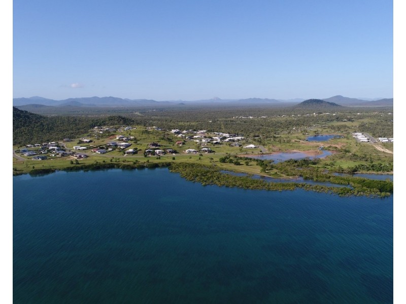 5 Grandview Terrace, Bowen QLD 4805