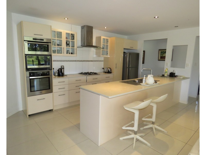 8 Fairway Drive, Bowen QLD 4805