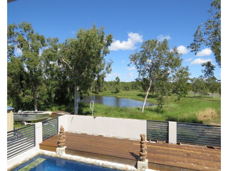 8 Fairway Drive, Bowen QLD 4805