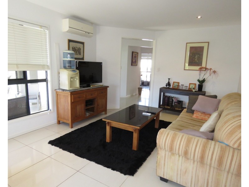 8 Fairway Drive, Bowen QLD 4805