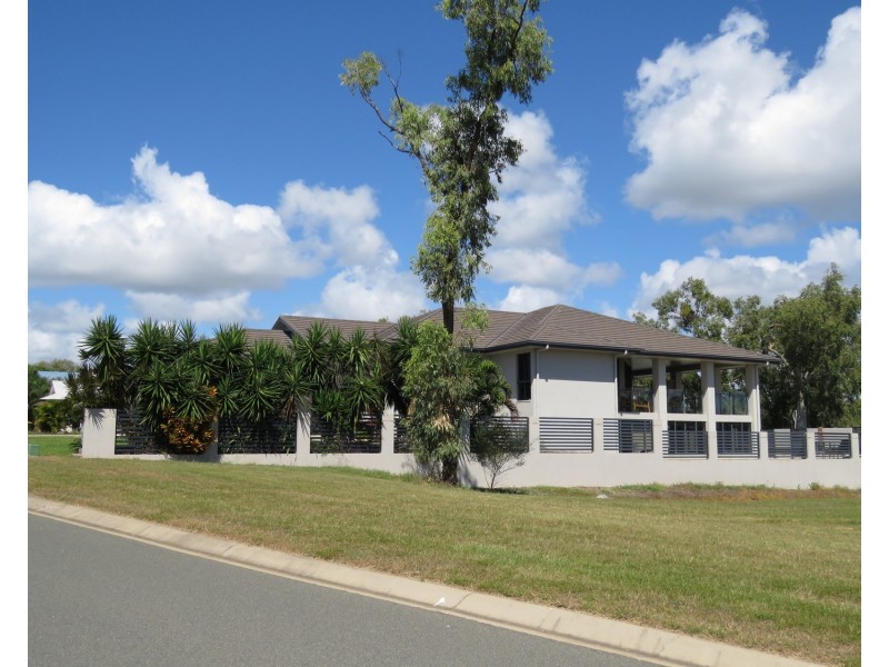 8 Fairway Drive, Bowen QLD 4805