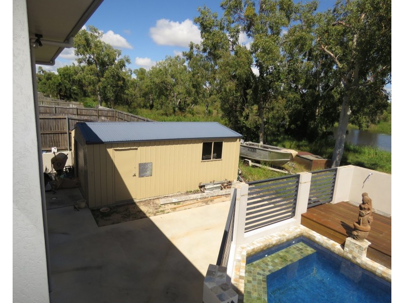 8 Fairway Drive, Bowen QLD 4805