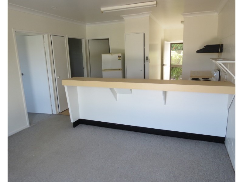 1/10 Poinciana Drive, Bowen QLD 4805
