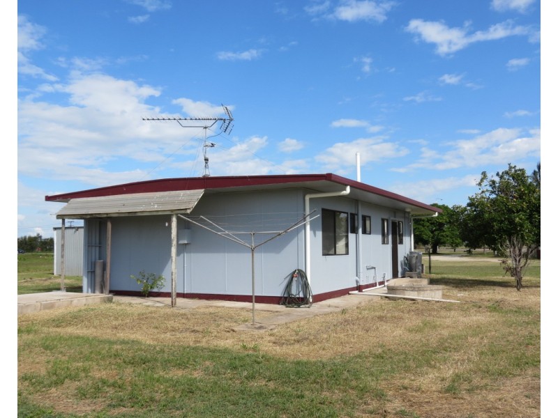 19058 Bruce Highway, Bowen QLD 4805