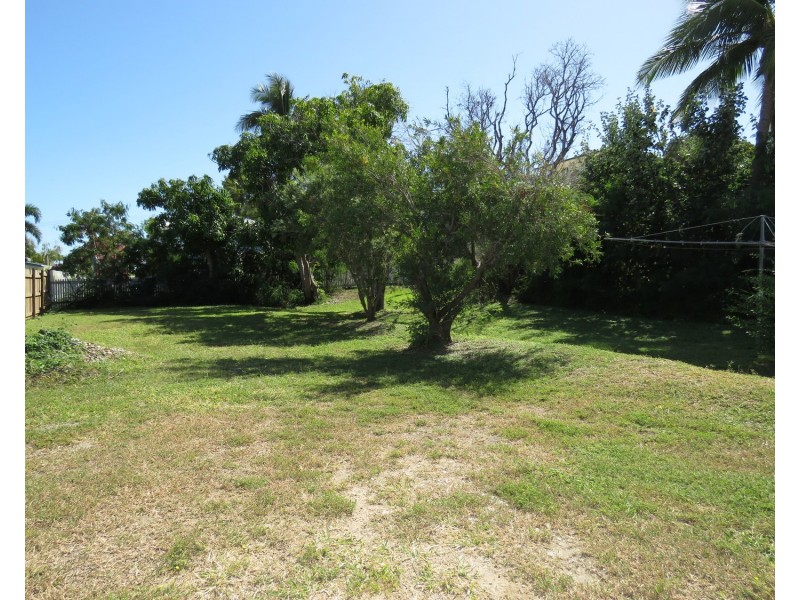 96 Kennedy Street, Bowen QLD 4805