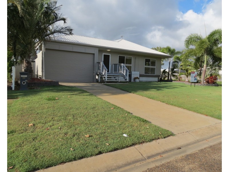 33 Coral Street, Bowen QLD 4805