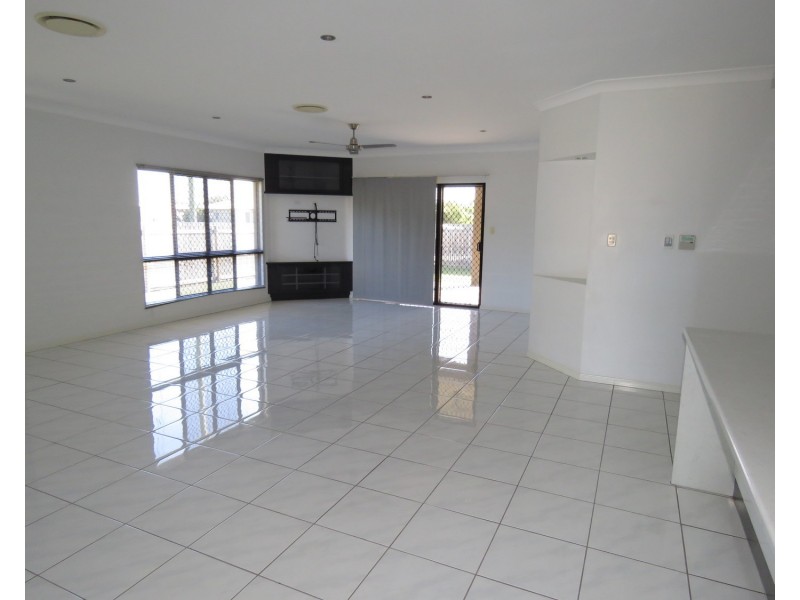 40 Mullers Lane, Bowen QLD 4805