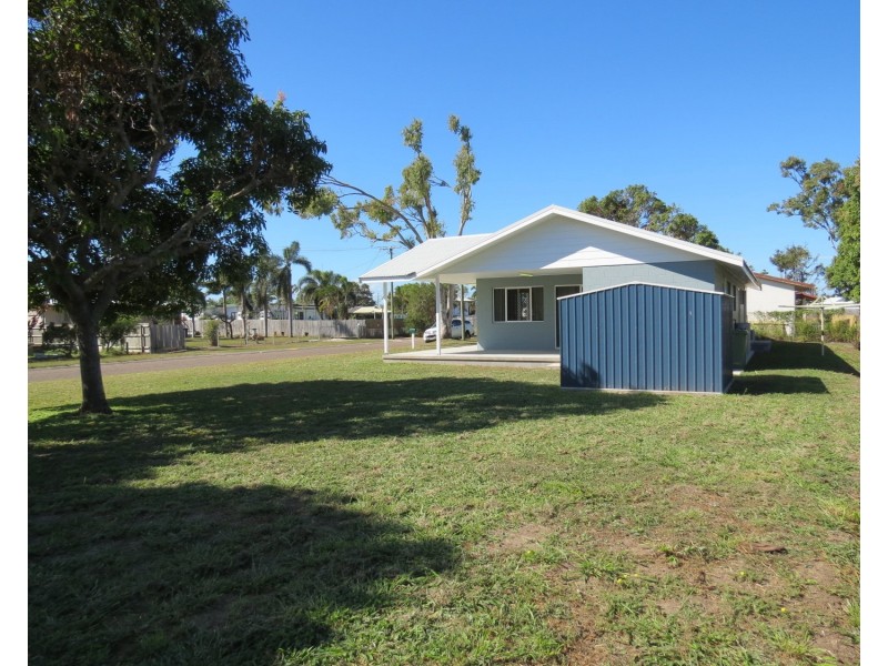9 Creek Street, Bowen QLD 4805