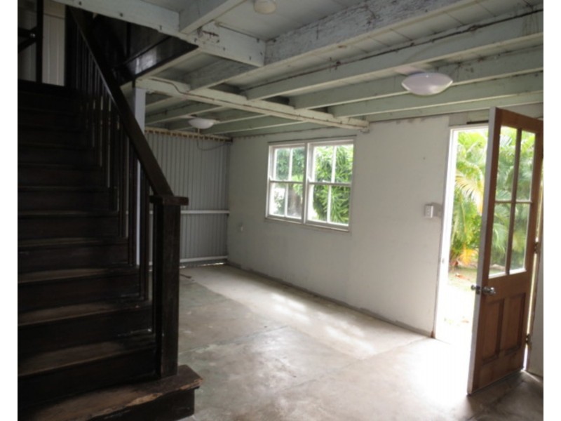 30 Inveroona Road, Bowen QLD 4805