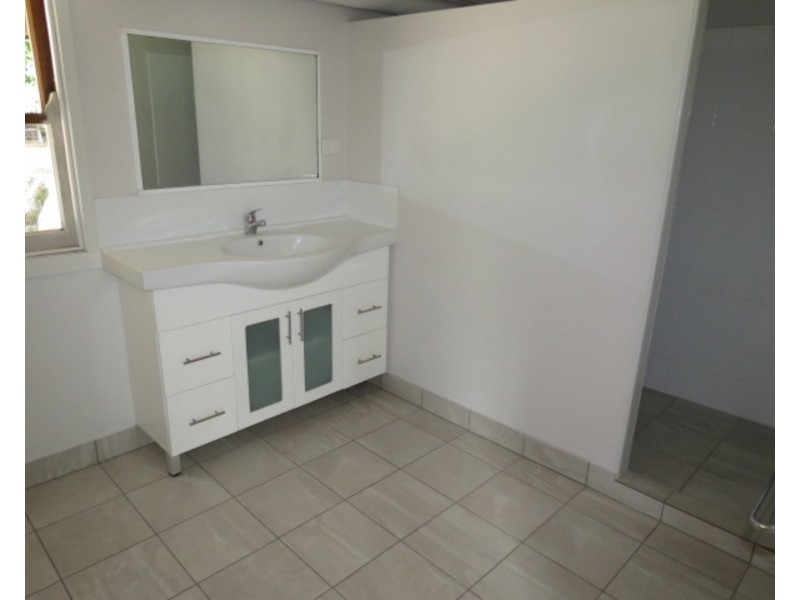 30 Inveroona Road, Bowen QLD 4805