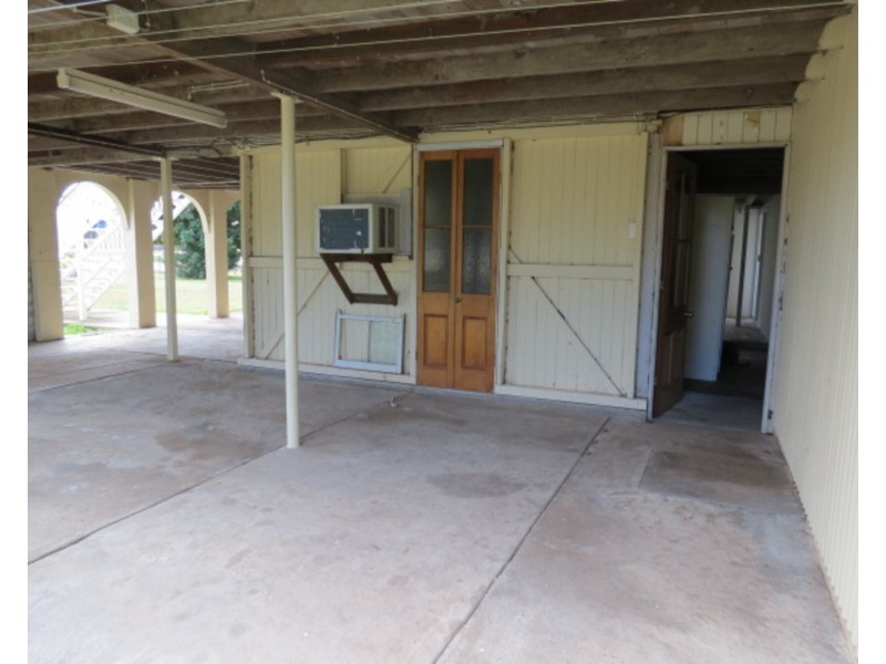 30 Inveroona Road, Bowen QLD 4805